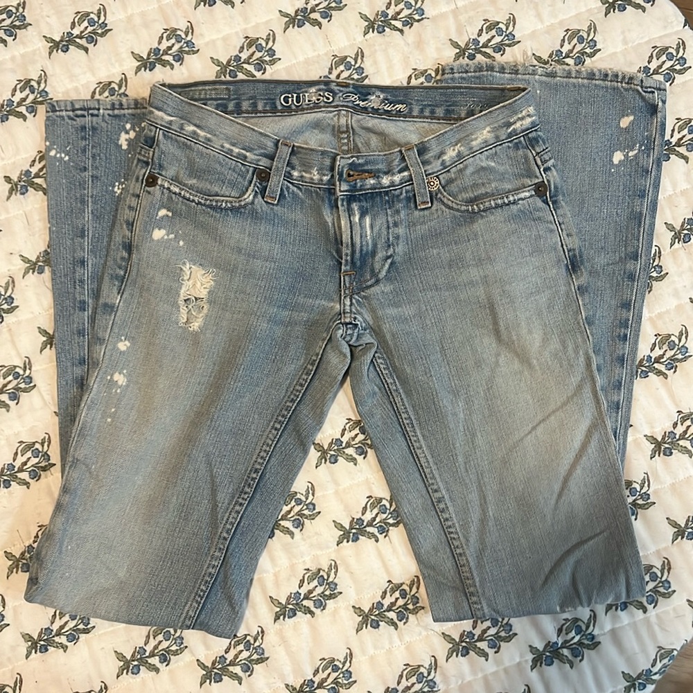 Distressed Low Rise Jeans